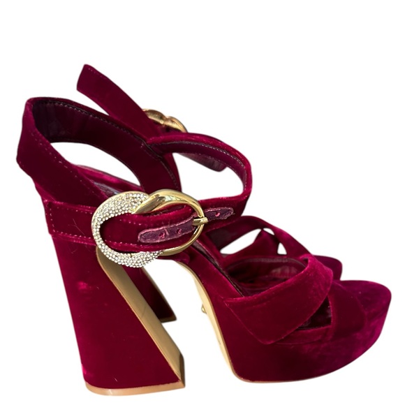 Vince Camuto Velvet platform magenta dress sandals new 8.5 retro 70’s - Picture 2 of 9